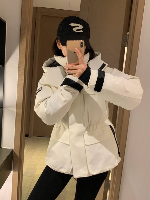 Original Mackage goose down ski jacket, exported . Same style as Yang Zi's ski