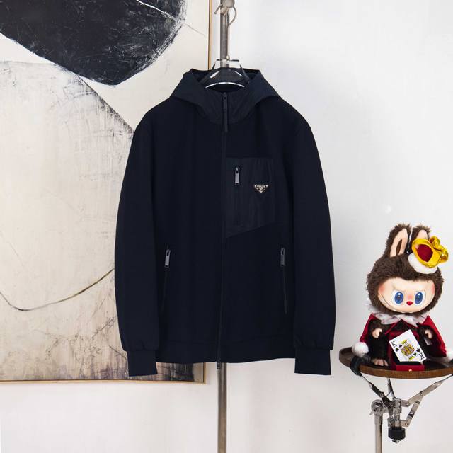 Zp version [Exclusive Supply] Prada 2025 new zipper pocket triangular badge coup