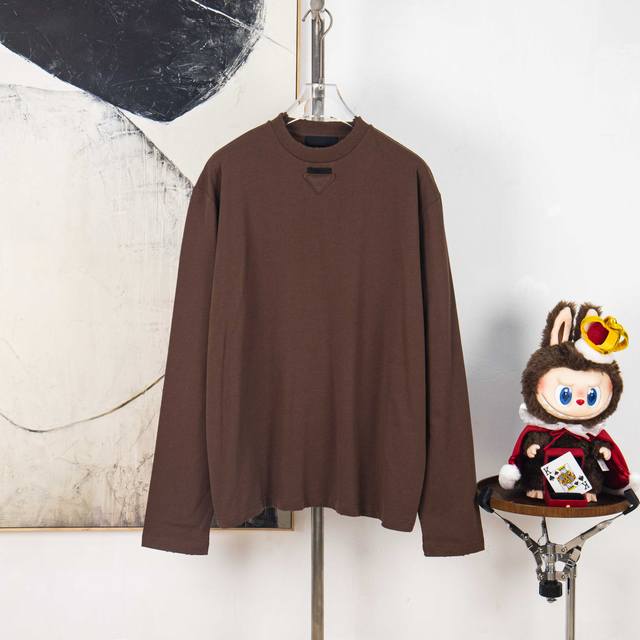 Zp Version [Exclusive] Prada 25Ss New Chest Triangle Logo Distressed and Washed