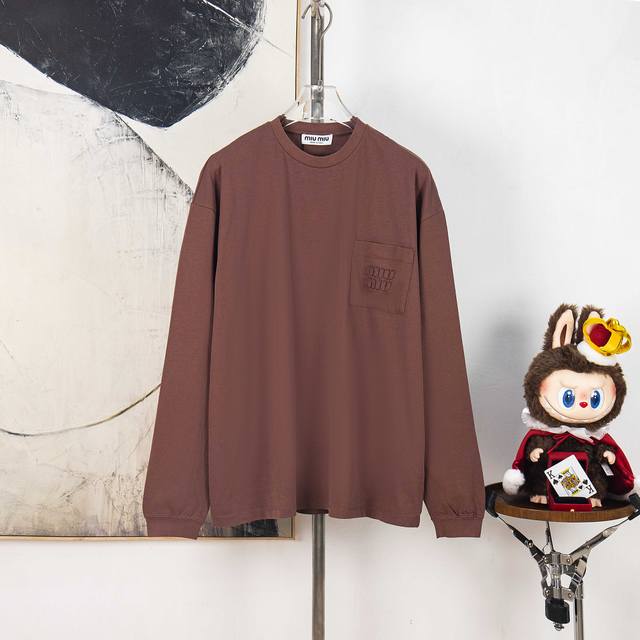 Zp Version [Exclusive] Miumiu Miu Miu 25Ss New Pocket Patch Embroidered Logo Cre