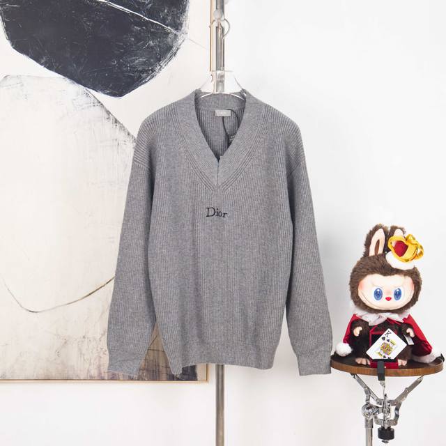 Zp Version [Exclusive] Dior Embroidered V-Neck Wool Sweater Fabric: 55% Merino w