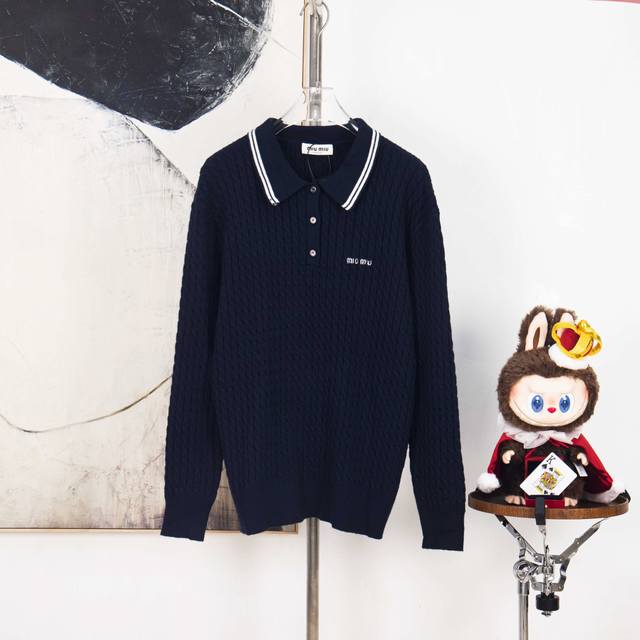 Zp Version [Exclusive] Miumiu Embroidered Lapel Knit Polo ShirtFabric: Crafted f