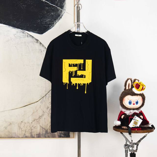 Zp version [Exclusive Supply] Fendi 270g round neck short-sleeved T-shirtBrand c