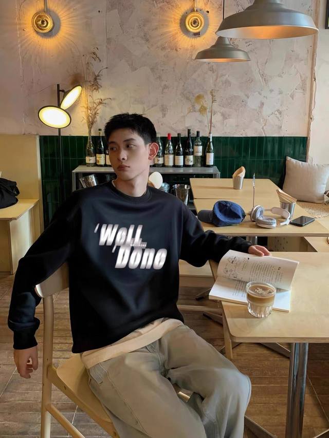 Hot-selling model image: We11Done Track's new phantom letter print, American tre