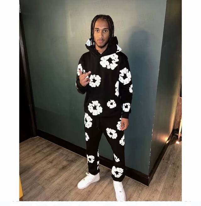 Popular model pictures are green X Top foreign trade version Cactus Denim Tears