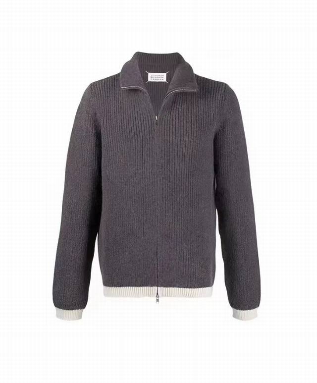 Style No. M111# Maison Margiela Mm6 Martin Margiela Stand-up Collar Knit Sweate