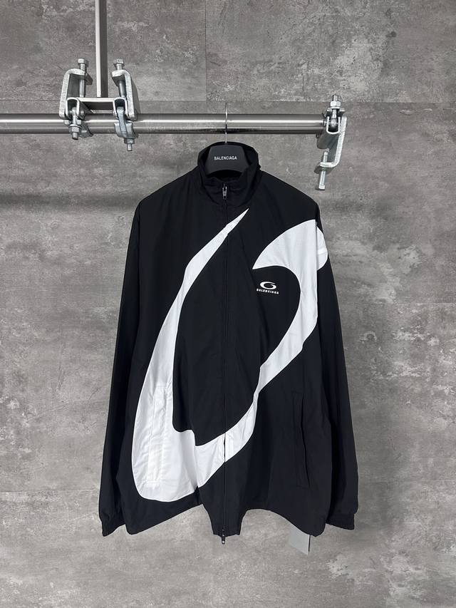 Balenciaga Blcg Sports embroidered letters and colorblocked large ring zipper ja