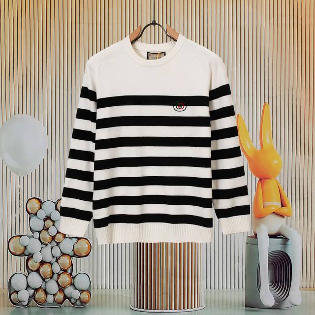 Popular Gucci striped round-neck knitted sweater, the front logo is embroidered
