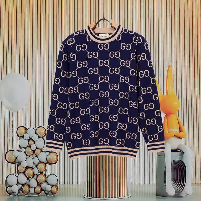 Popular Gucci all-over logo knitted sweater with top-notch workmanship. The cor