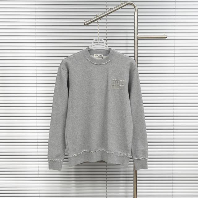 Top version difference currency Style: Miu Miu 3D patch distressed raw edge pull