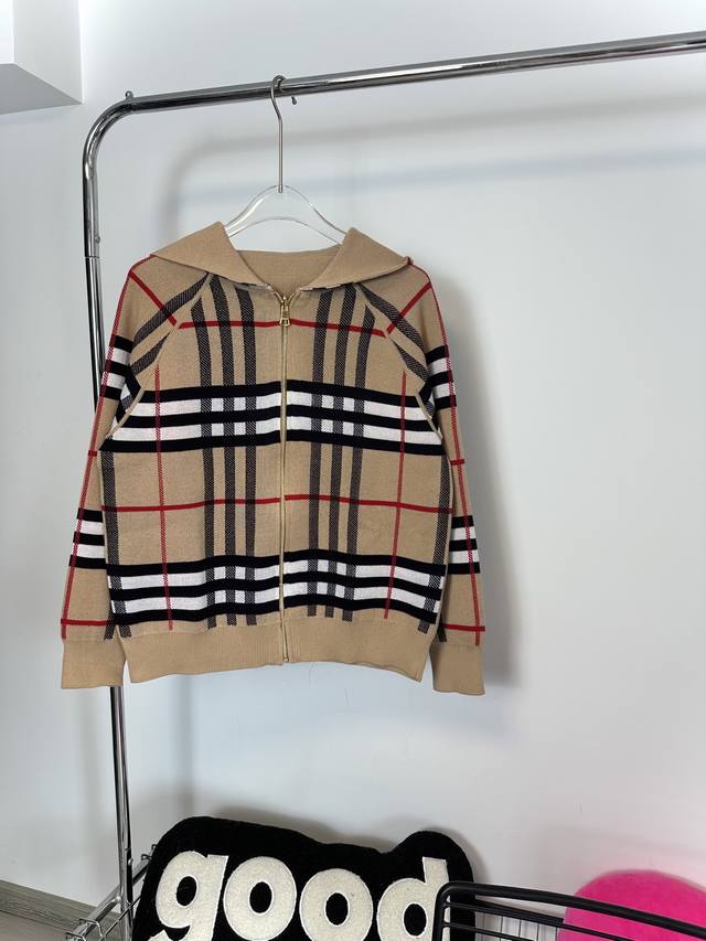 Style number: Hmy191# Burberry classic check double-sided wool back warhorse ja