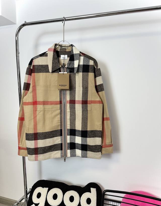 Style number: Hmy183# Burberry classic plaid wool textile large plaid jacket Bu