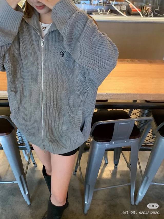 Style number: Hmy171# Model consultation picture group Ck chest embroidery stan