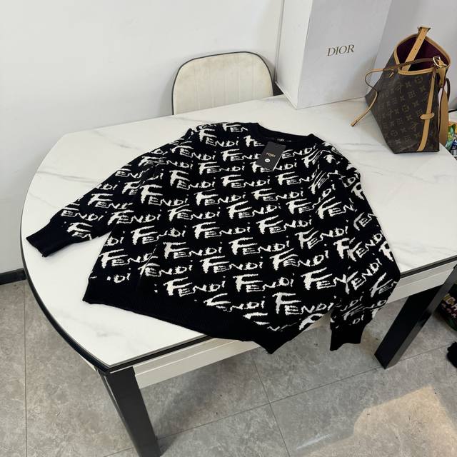 Style number: B27 Fendi's new men's wool sweater for early autumn 2025 is a hot