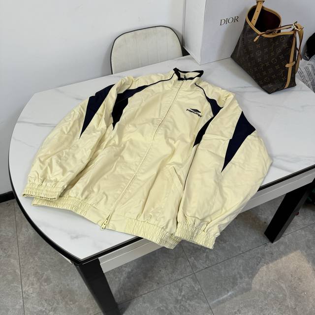 Style number: K11 New Balenciaga | Balenciaga 23Fw catwalk style 3B patchwork s