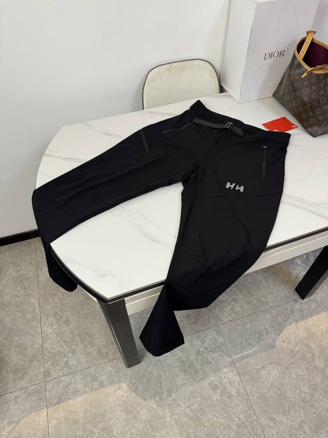 Style No.: T101 Helly Hansen Outdoor Hiking and Mountaineering Softshell Taped