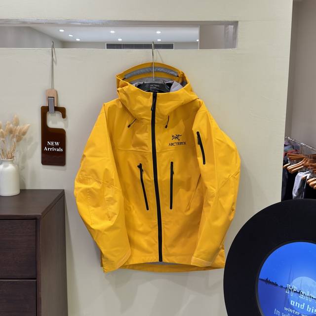 Alpha 7th Generation Series Hard Shell Jacket : Product Color: Black Silver, Ch