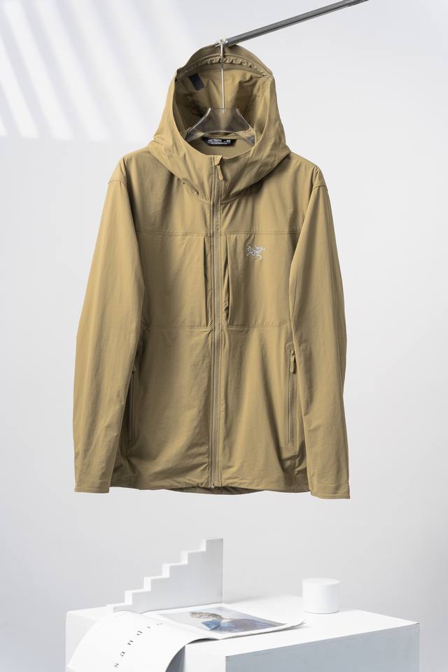 Sand Pottery Brown Arcteryx Gamma Lightweight solid color hooded soft shell thin
