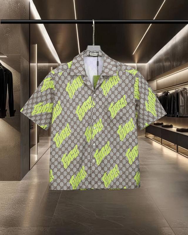 Gucci's hot-selling arrival: a classic all-over double G digital print short-sle