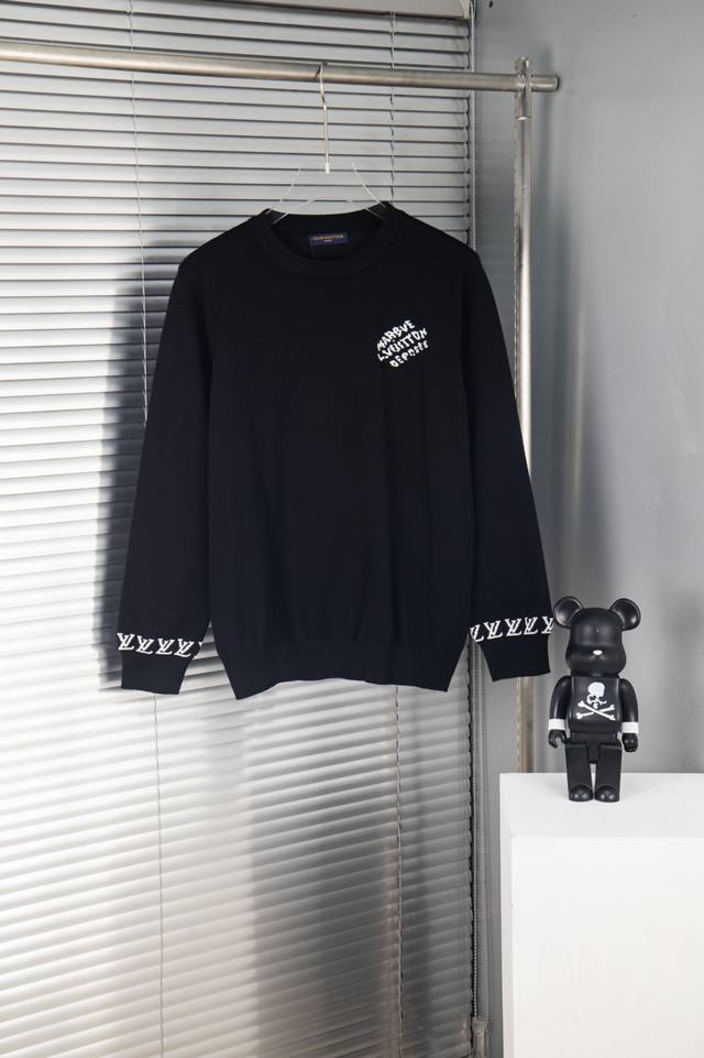 New Arrival Style: B160 Louis Vuitton's new sweater with the iconic logo on the