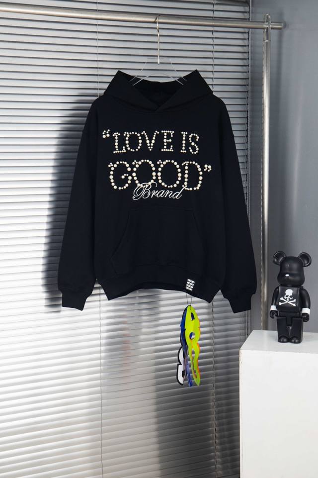 New Arrival Style: B140 Good new chest pearl classic logo lettering hooded swea