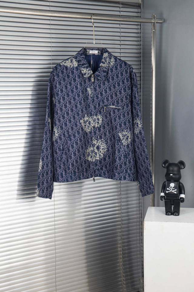 New Arrival Style: G134 Dior's new all-over floral print, monogram, and lettere