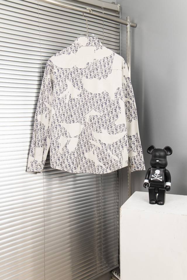 New Arrival: Style No.: B116 Dior's new style of classic logo printed graffiti