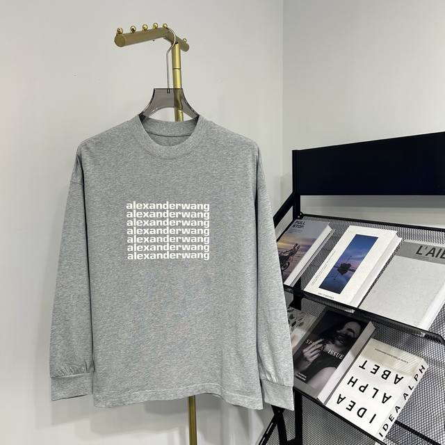 aw Alexander Wang long-sleeved T-shirt. This classic seven-row, premium foam pri