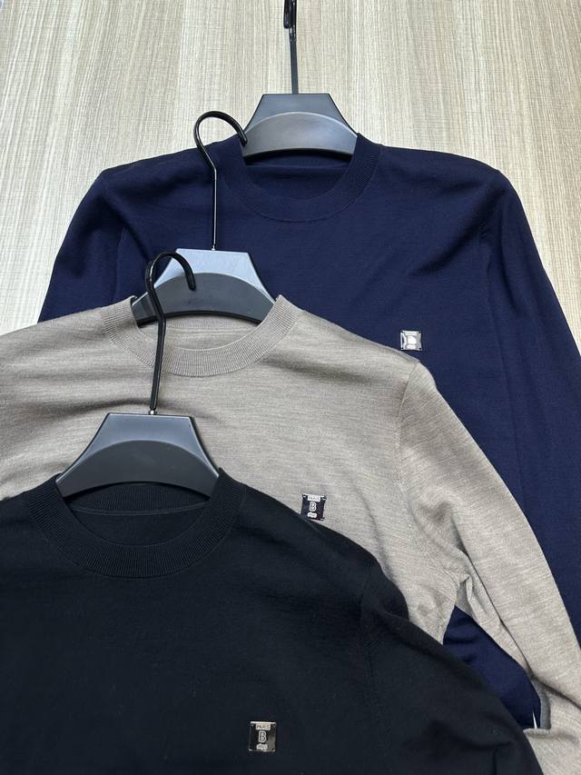 Brutti's new men's crew neck sweater for autumn and winter 2025, with a traditio