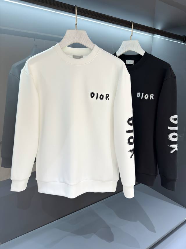 New arrivals reinterpret avant-garde fashion. Channel boutique... The 2025 Autu