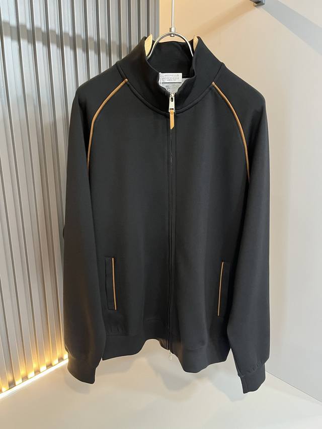 Bc-Brunello Cucineli's new men's casual suit for Fall/Winter 2025, a fashionable