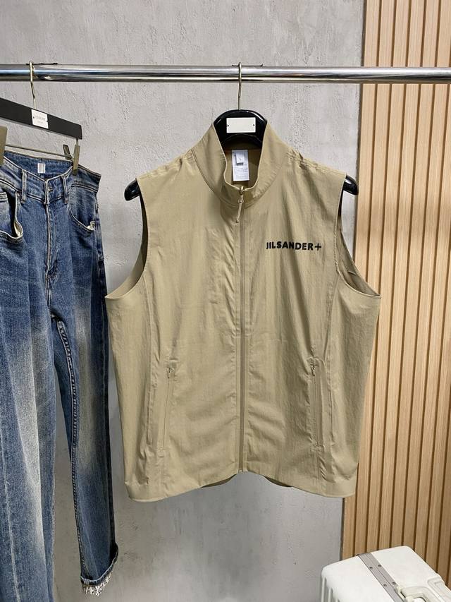 Arc'teryx 25Ss Early Fall New Double-Faced Vest, a Hot Sale Fall/Winter Special