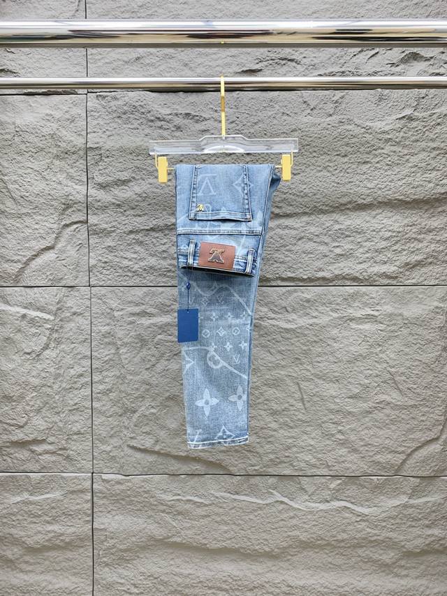 Lv New high-end exclusive release, 25Ss four-season style, the hottest jeans in