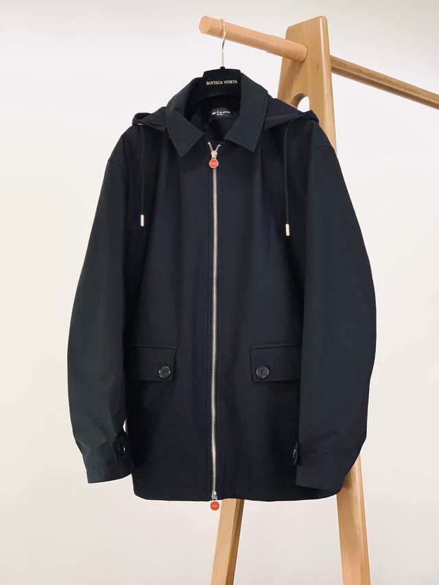 Kiton's 2025 Fw Early Fall New Arrival: Detachable Hooded Trench Coat | The "Two
