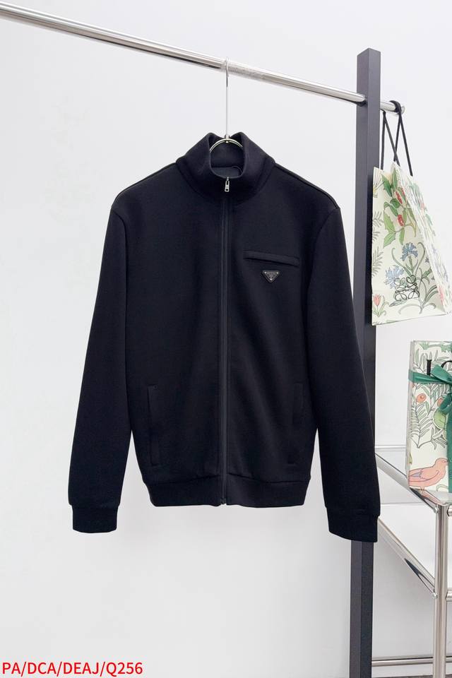 Q256 pa Prada nylon mercerized patchwork Roman fabric zipper Fabric: Made of 380