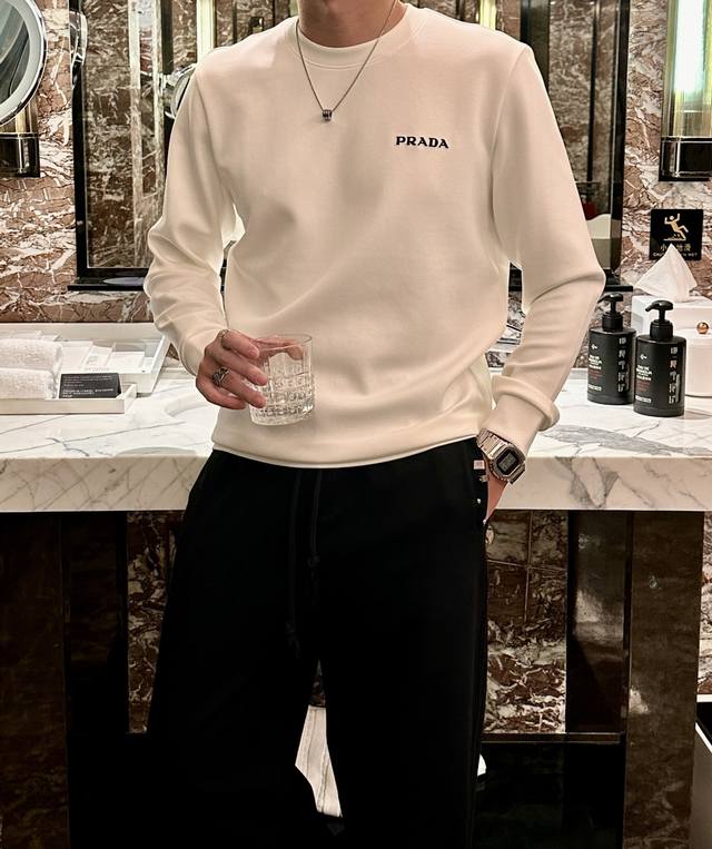 prad 2025 Fall/Winter new fashion casual long-sleeved T-shirt. Made from importe