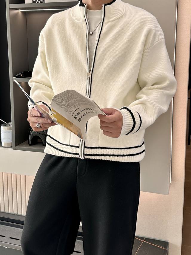 Dg This popular 2025 Fall/Winter high-end custom-made, urban-inspired, thickened