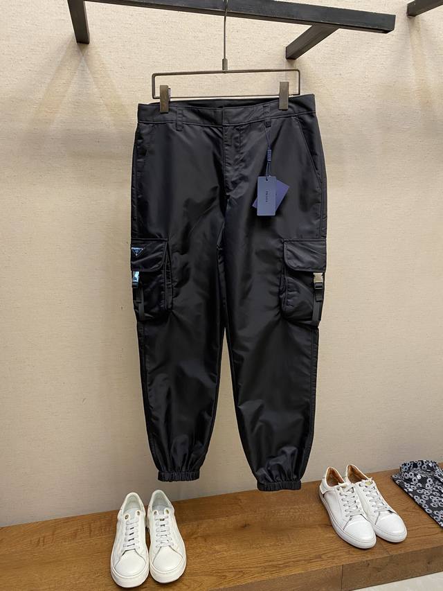 prada, nylon Re-Nylon functional workwear, early spring series still classic Nyl