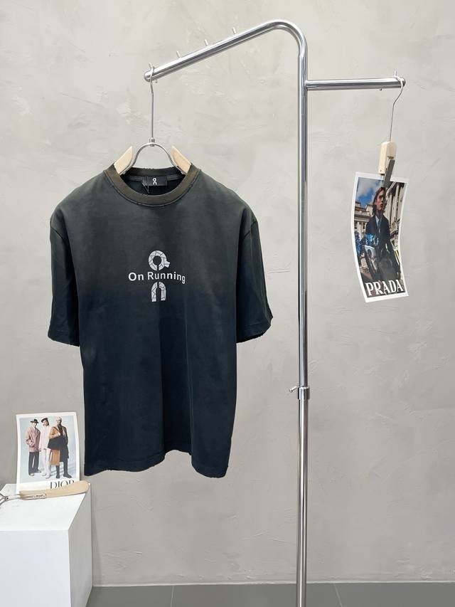 On Running exclusively supplies new original men's casual spring and summer shor