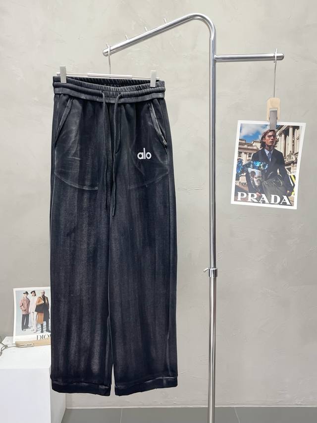 Alo Yoga's exclusive new high-end casual sweatpants! Custom-made fabrics are bre