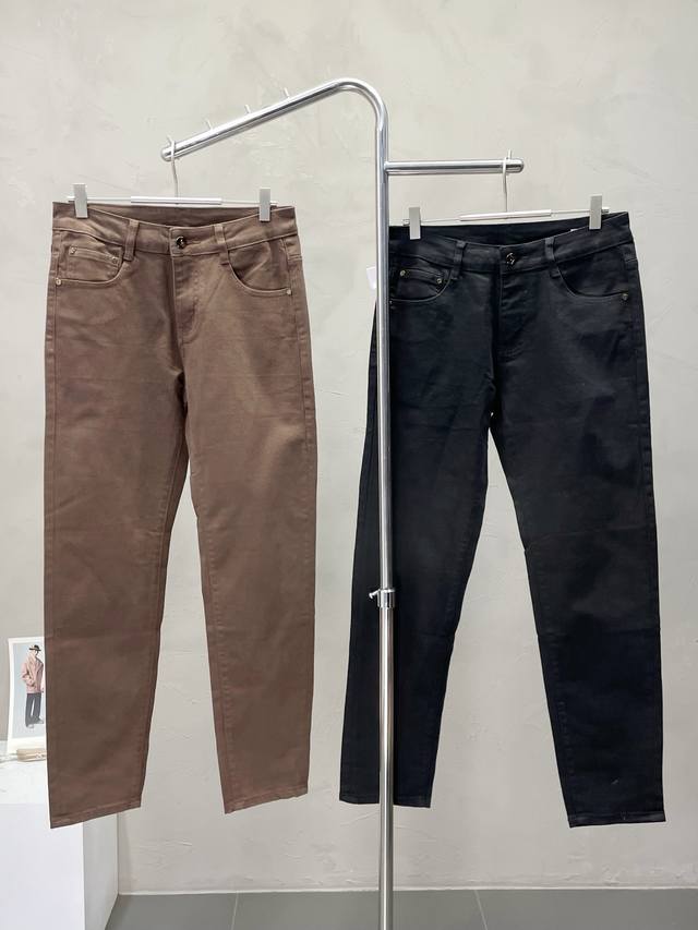 Exclusively for Armani, these new, casual straight-leg pants are a high-end, cu
