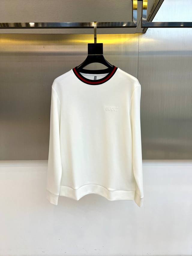 Gucci's new men's sweatshirt for Fall/Winter 2025 showcases Italian minimalist