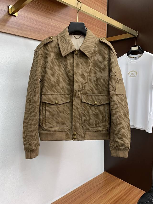 Louis Vuitton 2025Fw Men's Autumn/Winter Jacket. A casual, everyday piece! The f