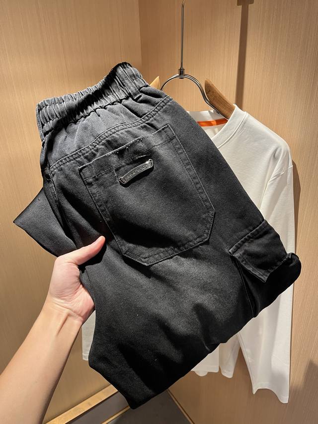 Chrome Hear*S 2025 Fall/Winter New Jeans! Classic silver trims and accessories!