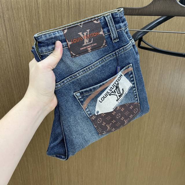 New arrival, high-end custom made, the latest jeans for early spring 2025, avai