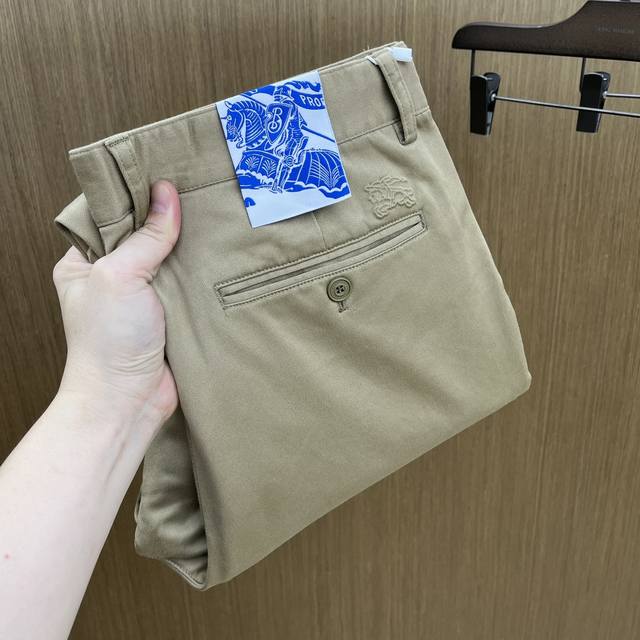 Autumn/Winter Bbr 2540 new casual trousers are now available on the official we