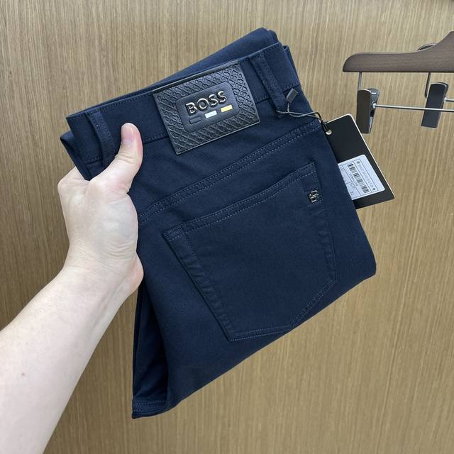 Boss 2540 autumn and winter new casual jeans are now available on the official