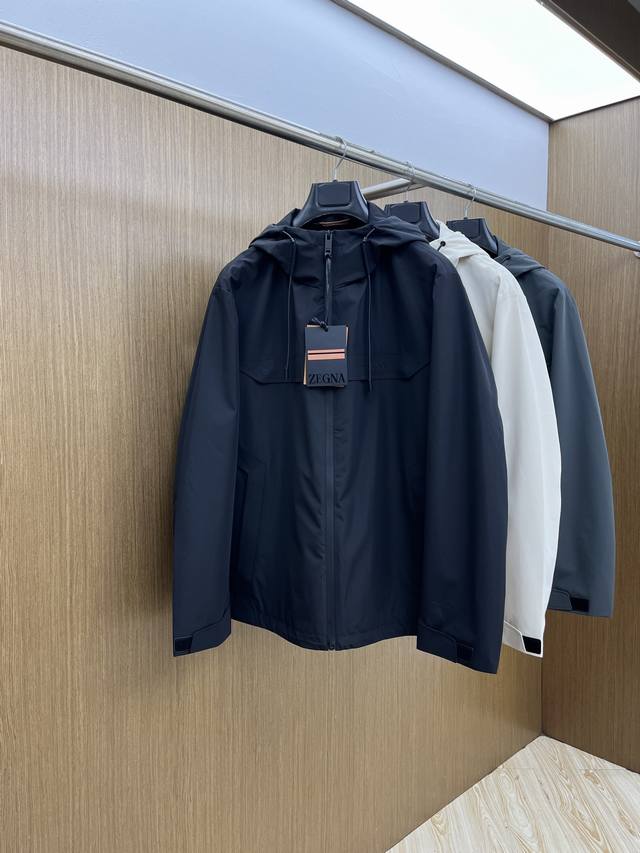 Autumn/Winter Zz 2540 Early Fall's latest designer jacket. Detailed craftsmanshi