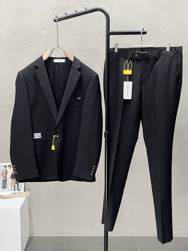. Dior's new spring/fall suits, simple casual blazers ordered by a foreign trade