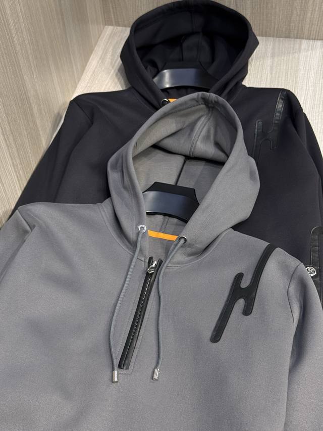 Model Hs208# This is the latest H leather logo hooded sweatshirt for men from E